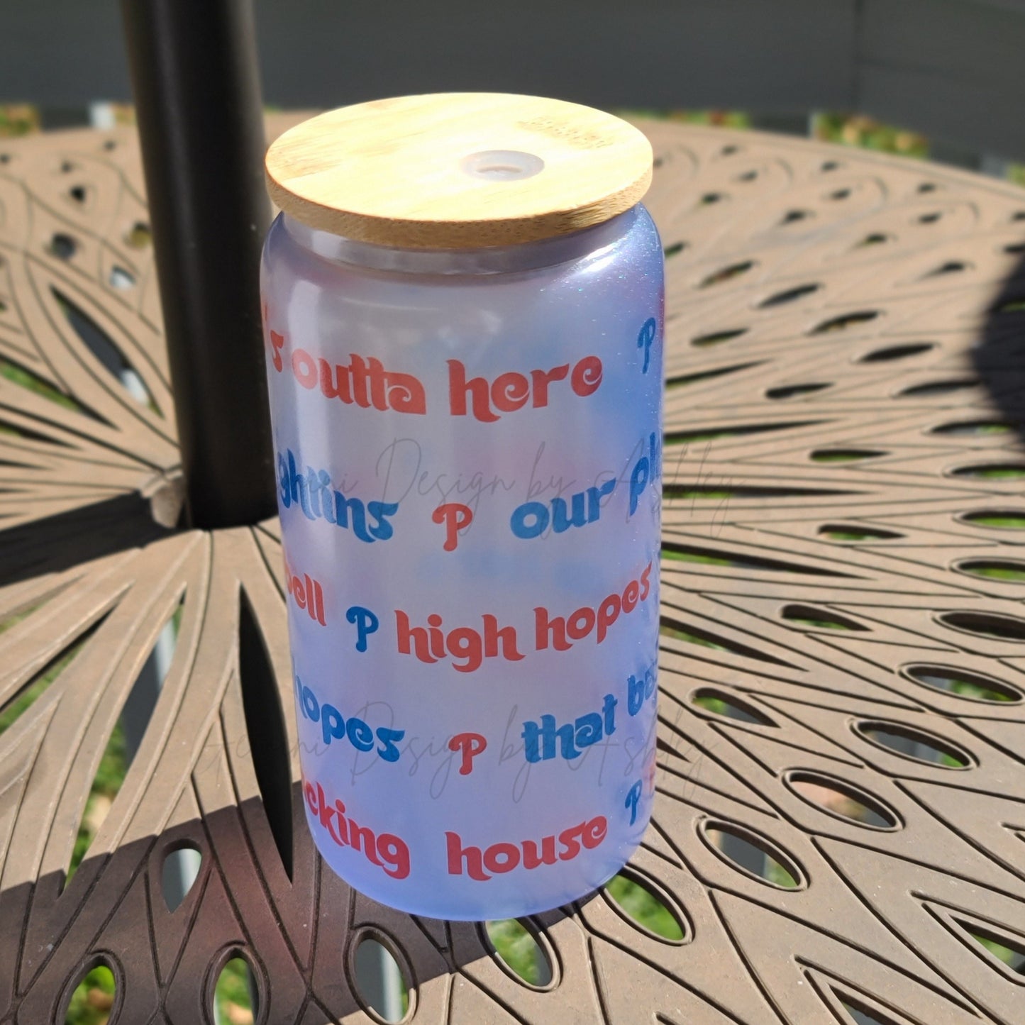 Phillie.s UV Color Changing and Glow n the dark Glass Tumbler