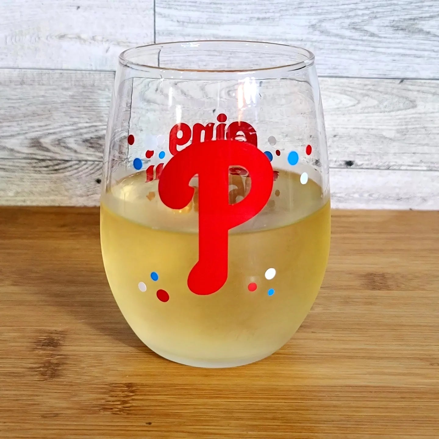 Phillie.s Ring the Bell Wine Glass
